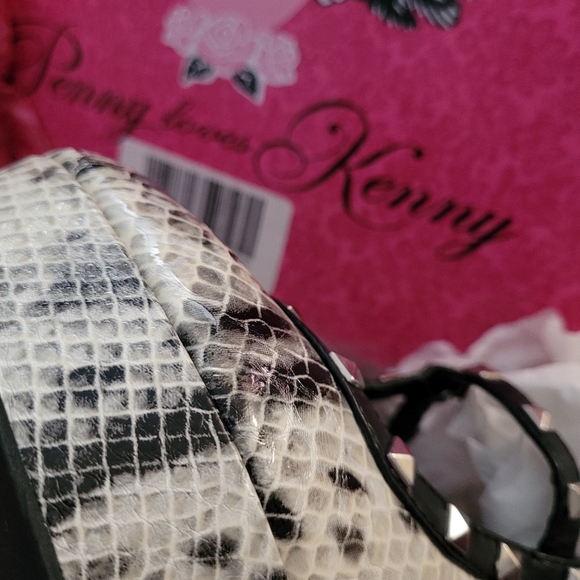 🪨Penny Loves💞 Kenny- New Sexxi Pleather 5 inch 👠Heels - Picture 7 of 8
